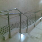 25 Doble barandilla acero inoxidable para rampa y escalera 150x150 - Trabajos en acero inoxidable en Madrid